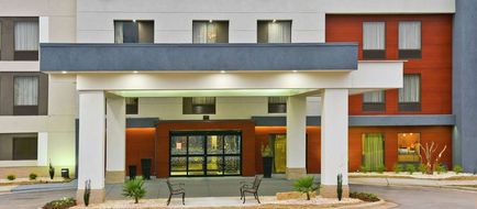 Hampton Inn Madison Exterior
