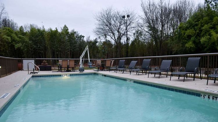 Hampton Inn Madison Pool