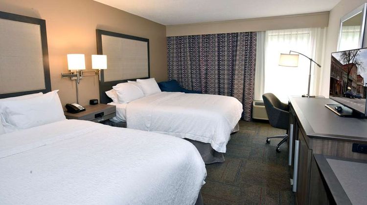 Hampton Inn Madison Room