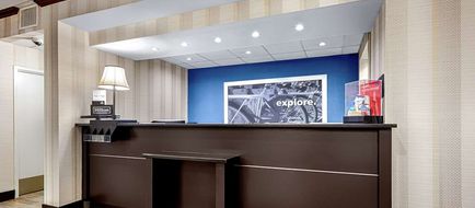 Hampton Inn Amelia Island Lobby