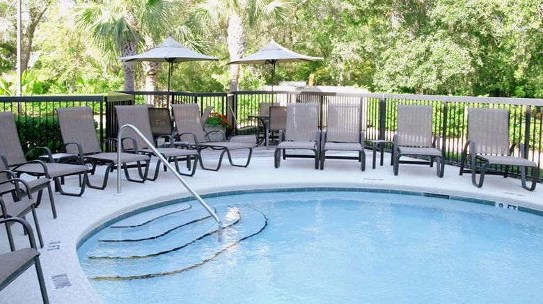 <b>Hampton Inn Amelia Island Pool</b>. Images powered by <a href="https://iceportal.shijigroup.com/" title="IcePortal" target="_blank">IcePortal</a>.