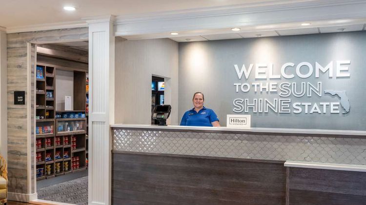 Hampton Inn & Suites Amelia Island Lobby
