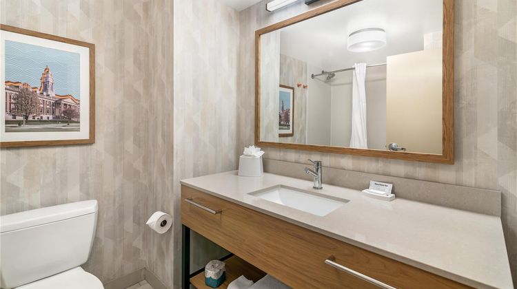 Hampton Inn Schenectady Room