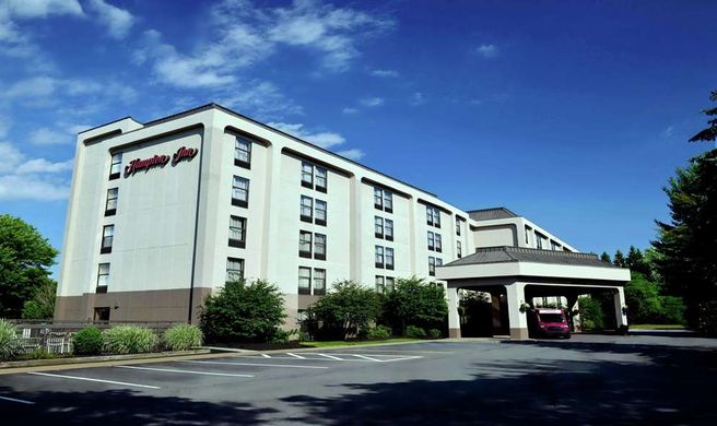 Hampton Inn Albany-Wolf Rd (Airport) Exterior