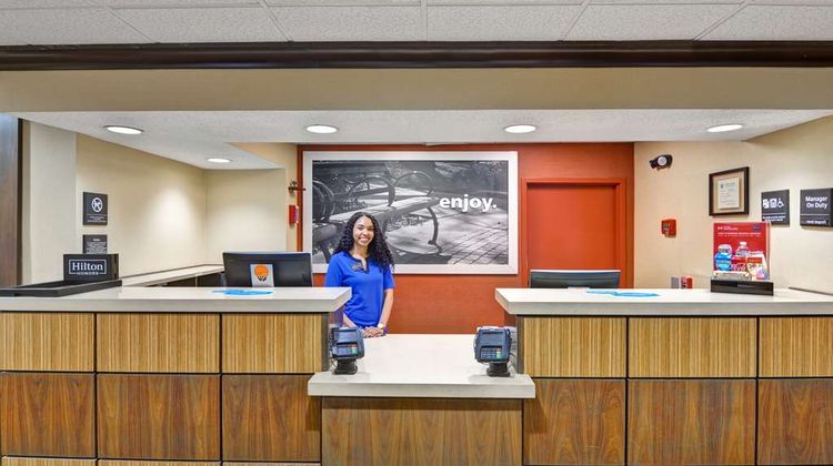 Hampton Inn Albany-Wolf Rd (Airport) Lobby