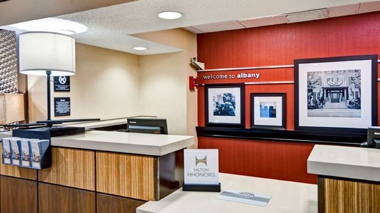 Hampton Inn Albany-Wolf Rd (Airport) Lobby