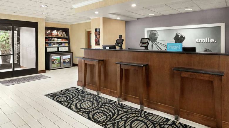 <b>Hampton Inn Ashland Lobby</b>. Images powered by <a href="https://iceportal.shijigroup.com/" title="IcePortal" target="_blank">IcePortal</a>.