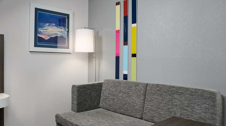 <b>Hampton Inn Alamogordo Room</b>. Images powered by <a href="https://iceportal.shijigroup.com/" title="IcePortal" target="_blank">IcePortal</a>.