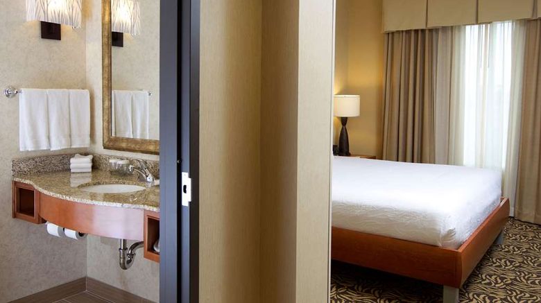 <b>Hilton Garden Inn - Cedar Falls Room</b>. Images powered by <a href="https://iceportal.shijigroup.com/" title="IcePortal" target="_blank">IcePortal</a>.