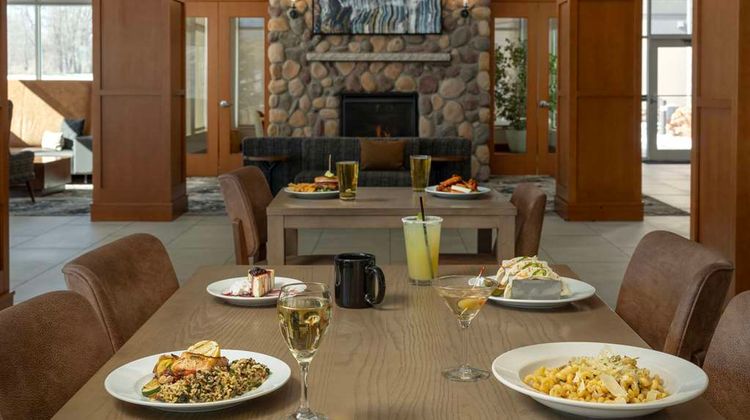 Hilton Garden Inn - Cedar Falls Restaurant
