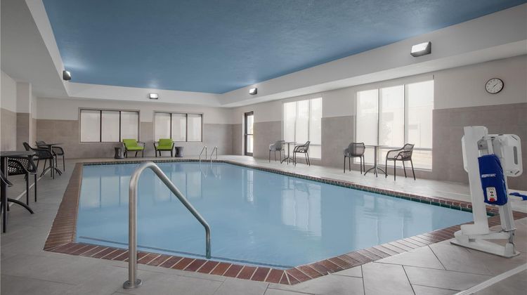 Hampton Inn Waterloo Pool
