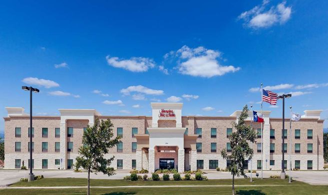 Hampton Inn & Suites Dumas Exterior