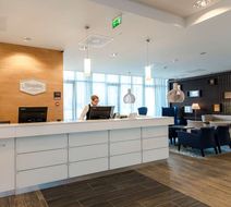 Hampton by Hilton Amsterdam Airport Lobby