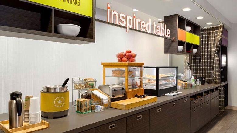 <b>Home2 Suites Oxford Restaurant</b>. Images powered by <a href="https://iceportal.shijigroup.com/" title="IcePortal" target="_blank">IcePortal</a>.