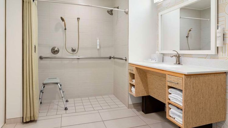 Home2 Suites Oxford Room