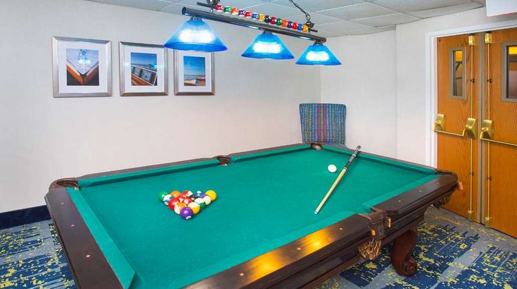 Hampton Inn & Suites Annapolis Recreation