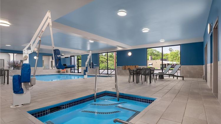 Hampton Inn Altoona Recreation