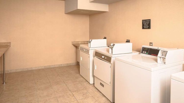 Hampton Inn & Suites Waterfront Other