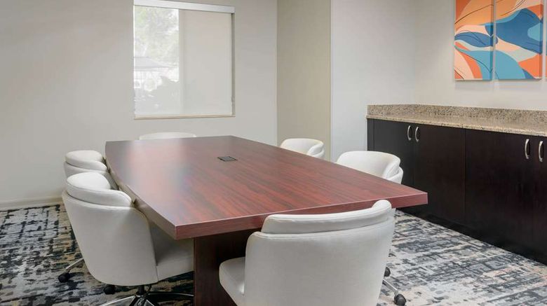 <b>Homewood Suites by Hilton Bonita Springs Meeting</b>. Images powered by <a href="https://iceportal.shijigroup.com/" title="IcePortal" target="_blank">IcePortal</a>.
