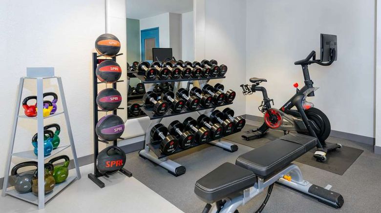 <b>Homewood Suites by Hilton Bonita Springs Health</b>. Images powered by <a href="https://iceportal.shijigroup.com/" title="IcePortal" target="_blank">IcePortal</a>.