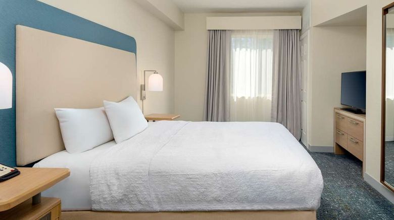 <b>Homewood Suites by Hilton Bonita Springs Room</b>. Images powered by <a href="https://iceportal.shijigroup.com/" title="IcePortal" target="_blank">IcePortal</a>.