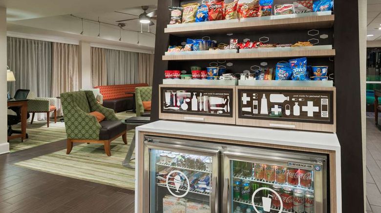 <b>Hampton Inn Bonita Springs/Naples-North Restaurant</b>. Images powered by <a href="https://iceportal.shijigroup.com/" title="IcePortal" target="_blank">IcePortal</a>.