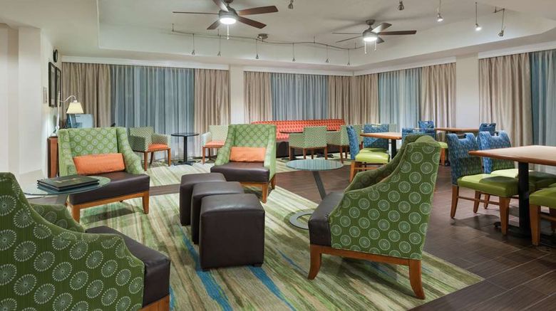 <b>Hampton Inn Bonita Springs/Naples-North Lobby</b>. Images powered by <a href="https://iceportal.shijigroup.com/" title="IcePortal" target="_blank">IcePortal</a>.