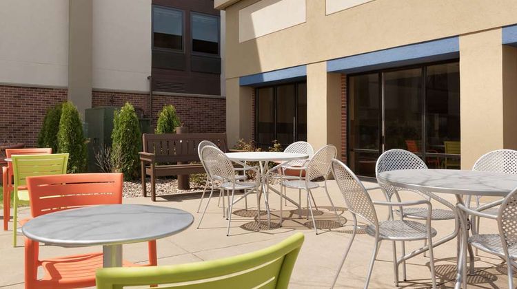 Hampton Inn Appleton-Fox River Mall Exterior