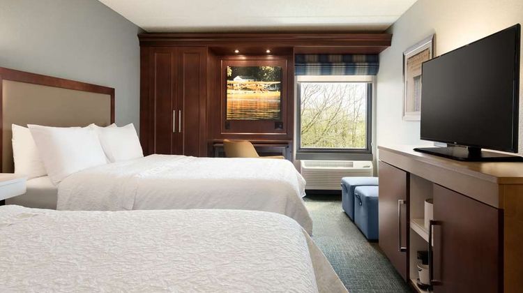 Hampton Inn Appleton-Fox River Mall Room