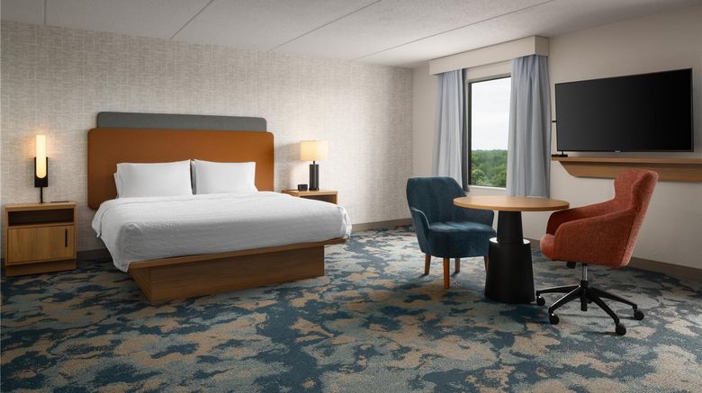 <b>Hampton Inn Neptune/Wall Room</b>. Images powered by <a href="https://iceportal.shijigroup.com/" title="IcePortal" target="_blank">IcePortal</a>.