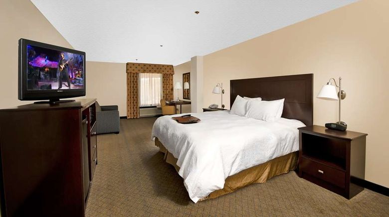 <b>Hampton Inn Asheboro Room</b>. Images powered by <a href="https://iceportal.shijigroup.com/" title="IcePortal" target="_blank">IcePortal</a>.