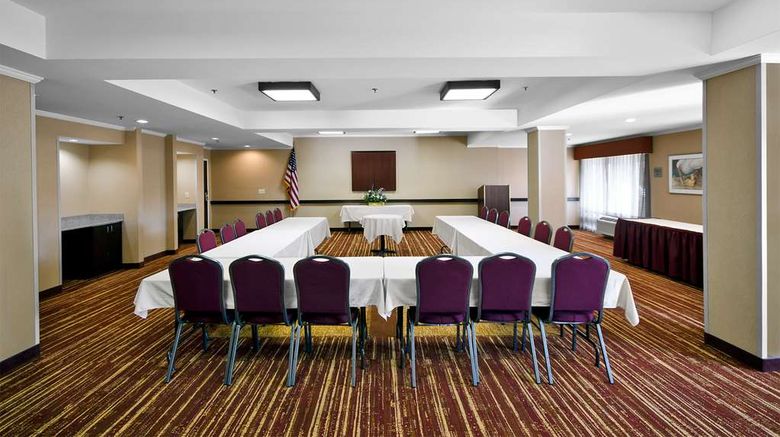 <b>Hampton Inn Asheboro Meeting</b>. Images powered by <a href="https://iceportal.shijigroup.com/" title="IcePortal" target="_blank">IcePortal</a>.