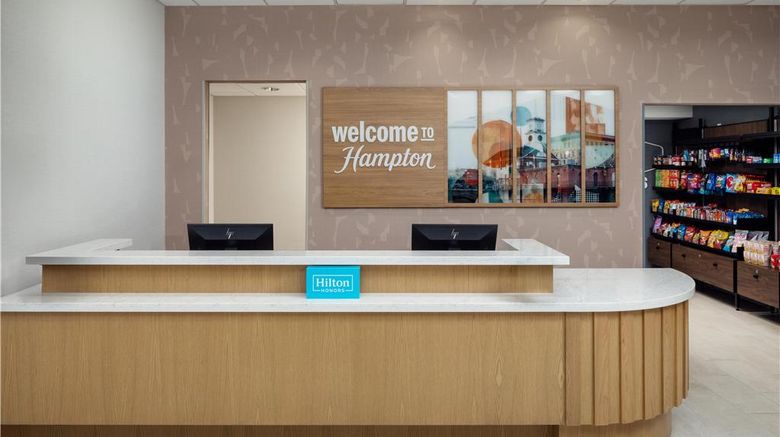 <b>Hampton Inn Nashua Lobby</b>. Images powered by <a href="https://iceportal.shijigroup.com/" title="IcePortal" target="_blank">IcePortal</a>.