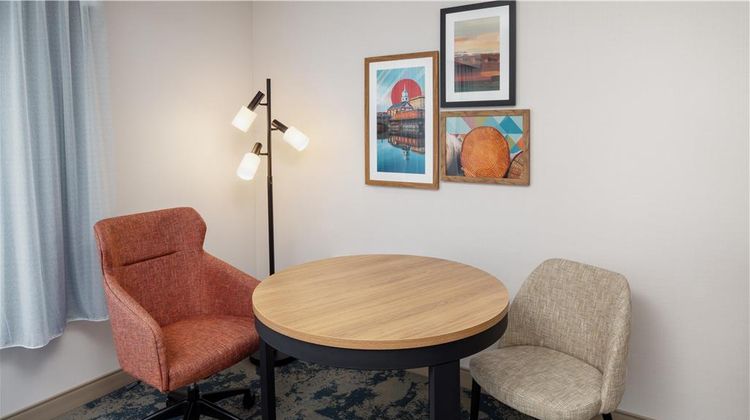 Hampton Inn Nashua Room