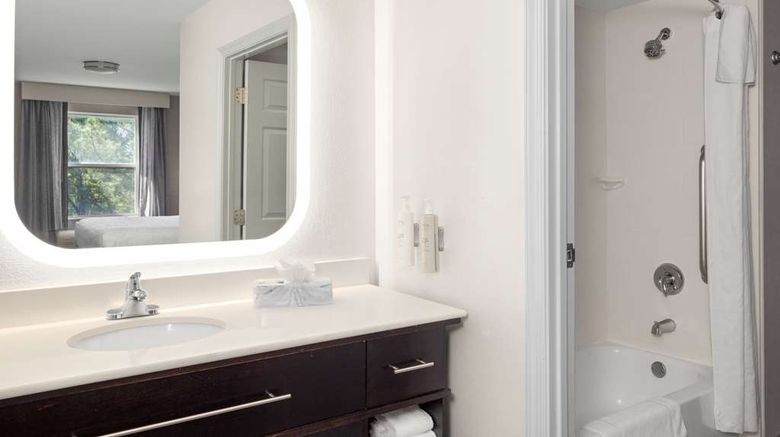 <b>Homewood Suites by Hilton Alpharetta Room</b>. Images powered by <a href="https://iceportal.shijigroup.com/" title="IcePortal" target="_blank">IcePortal</a>.
