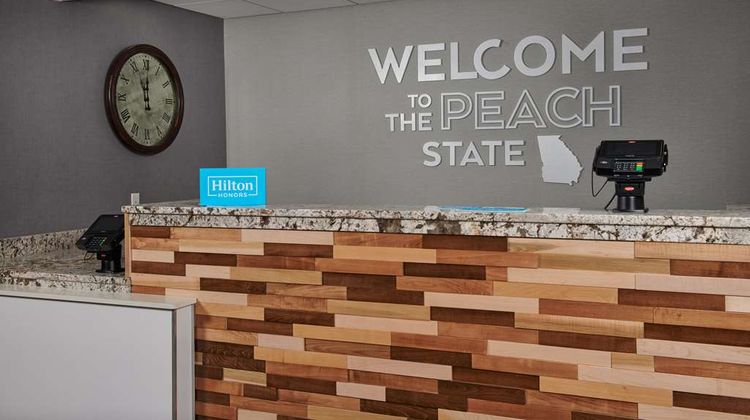Hampton Inn Atlanta-Cumberland Mall/NW Lobby