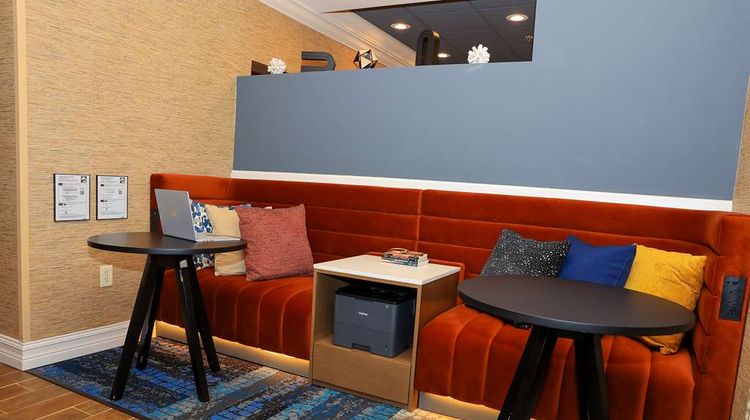 Hampton Inn Atlanta-Canton Lobby