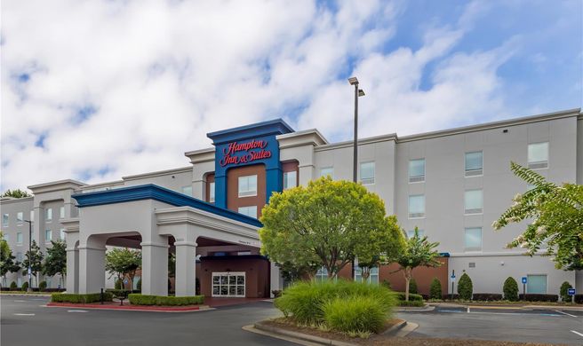 Hampton Inn & Stes Camp Creek Mrketplace Exterior