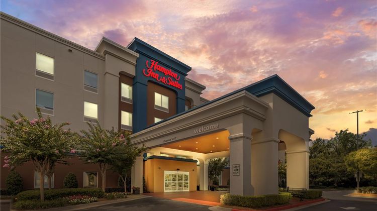 Hampton Inn & Stes Camp Creek Mrketplace Exterior