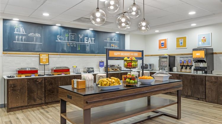 Hampton Inn & Stes Camp Creek Mrketplace Restaurant
