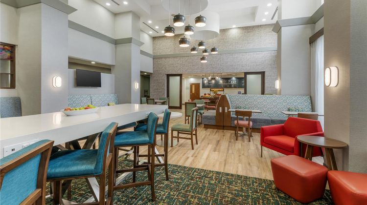 Hampton Inn & Stes Camp Creek Mrketplace Restaurant