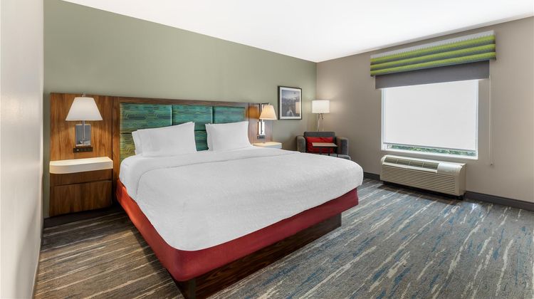 Hampton Inn & Stes Camp Creek Mrketplace Room
