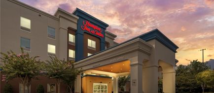 Hampton Inn & Stes Camp Creek Mrketplace Exterior