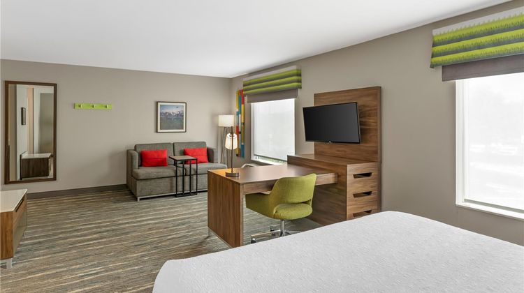 Hampton Inn & Stes Camp Creek Mrketplace Room