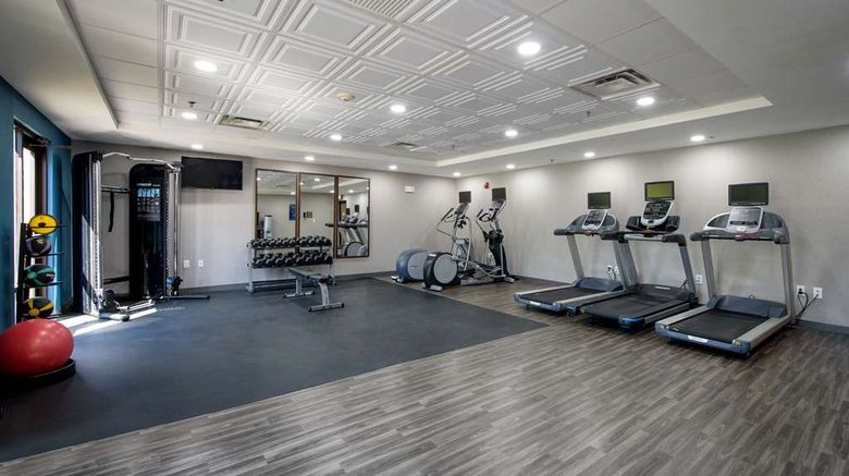 <b>Hampton Inn Fayetteville Health</b>. Images powered by <a href="https://iceportal.shijigroup.com/" title="IcePortal" target="_blank">IcePortal</a>.