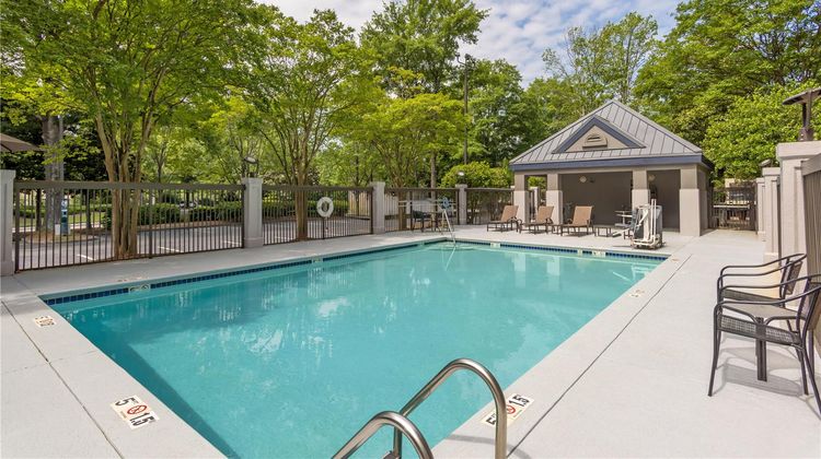 Hampton Inn & Suites Gwinnett Pool