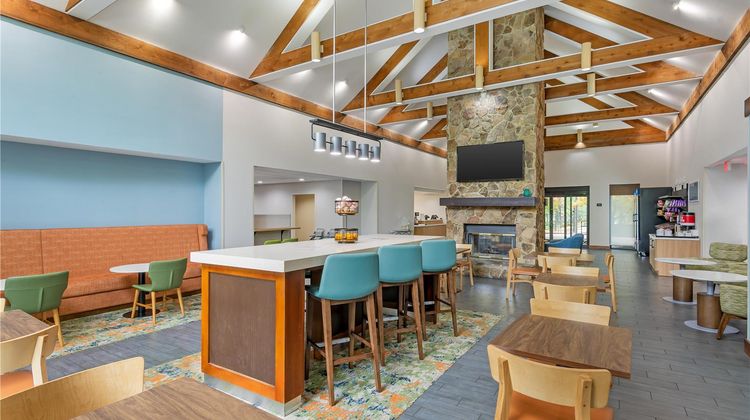Hampton Inn & Suites Gwinnett Restaurant