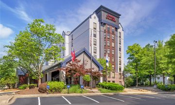 Hampton Inn & Suites Gwinnett