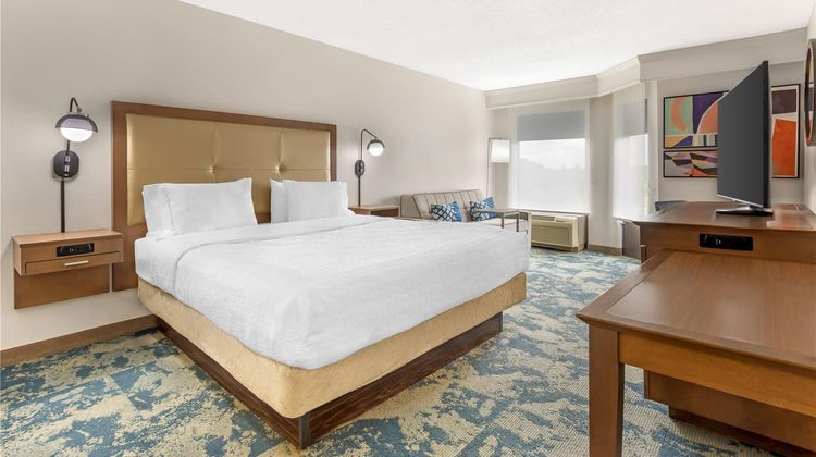 Hampton Inn & Suites Gwinnett Room