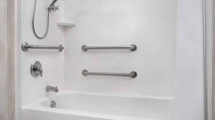 Hampton Inn Lawrenceville Room